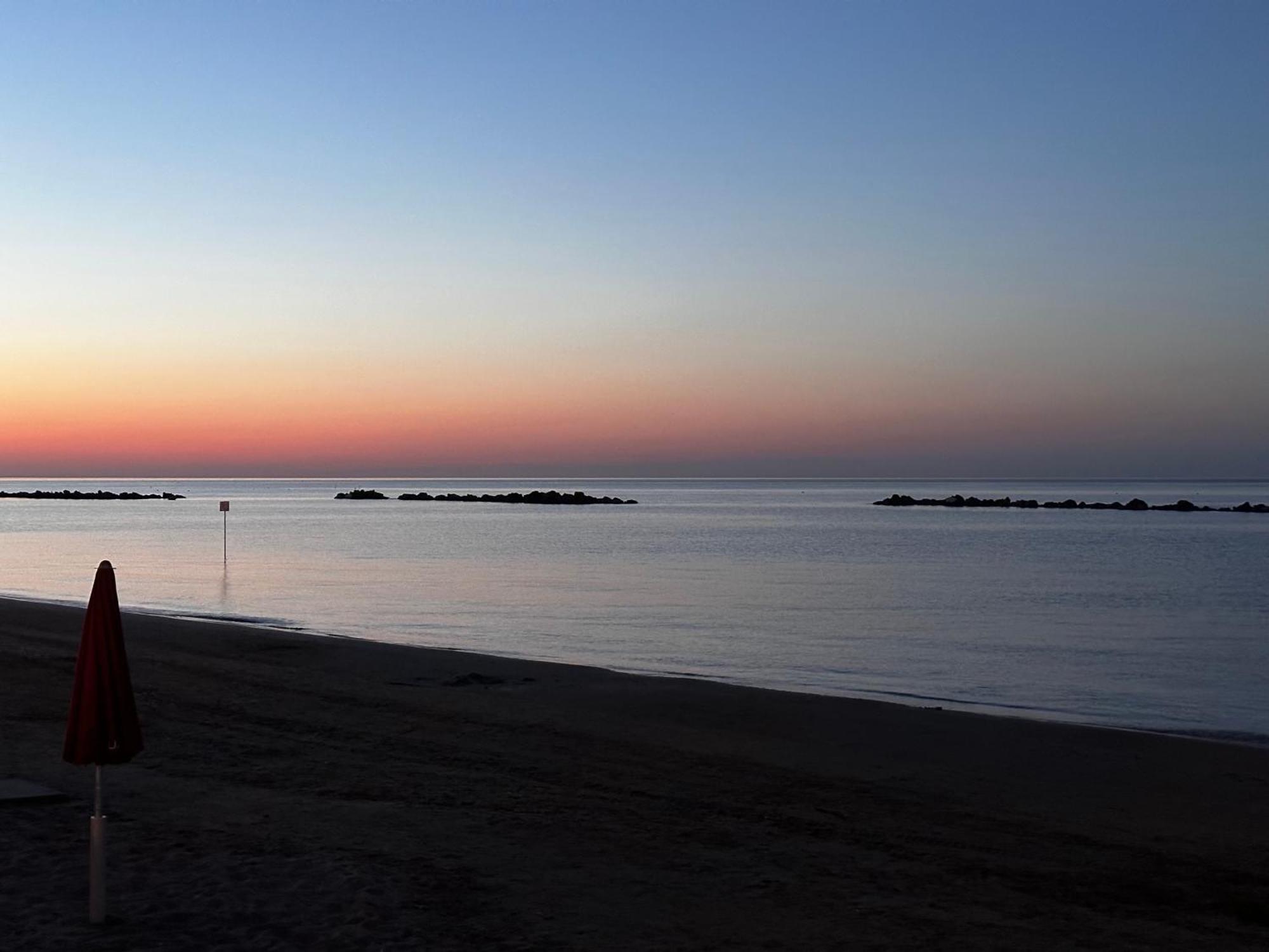 Le Ortensie In Centro E Vicino Al Mare Пескара Екстериор снимка